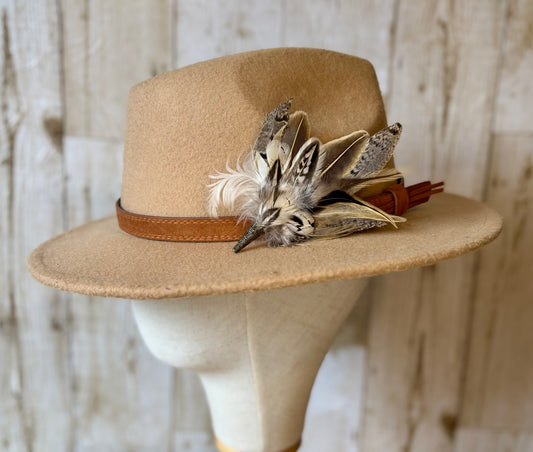 Brooch/Hat Pin in Natural Pheasant