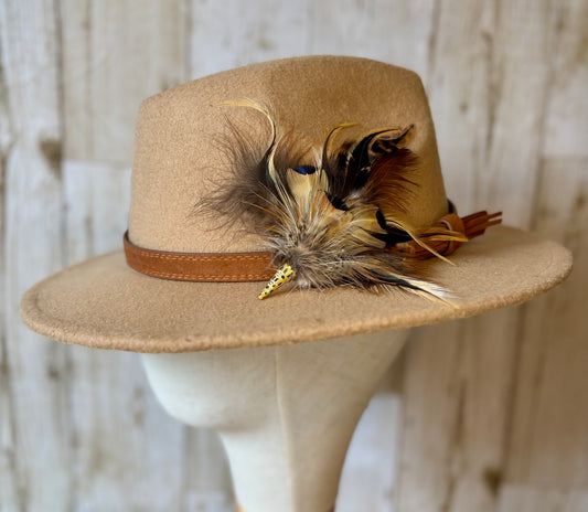Brooch/Hat Pin in Natural Pheasant