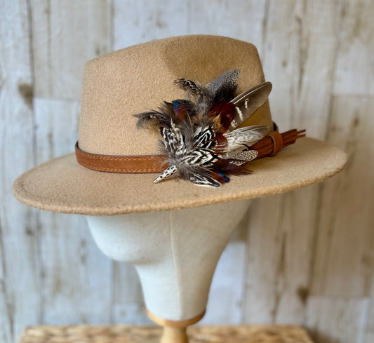 Brooch/Hat Pin in Natural Pheasant