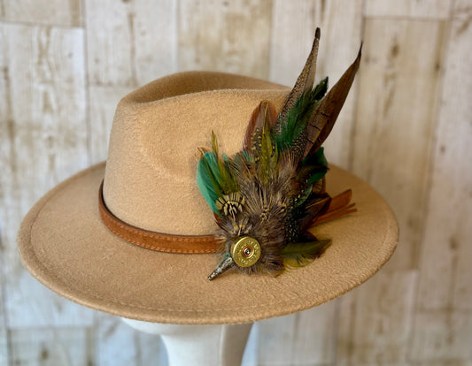 Cheviot Range Medium Hat Pin