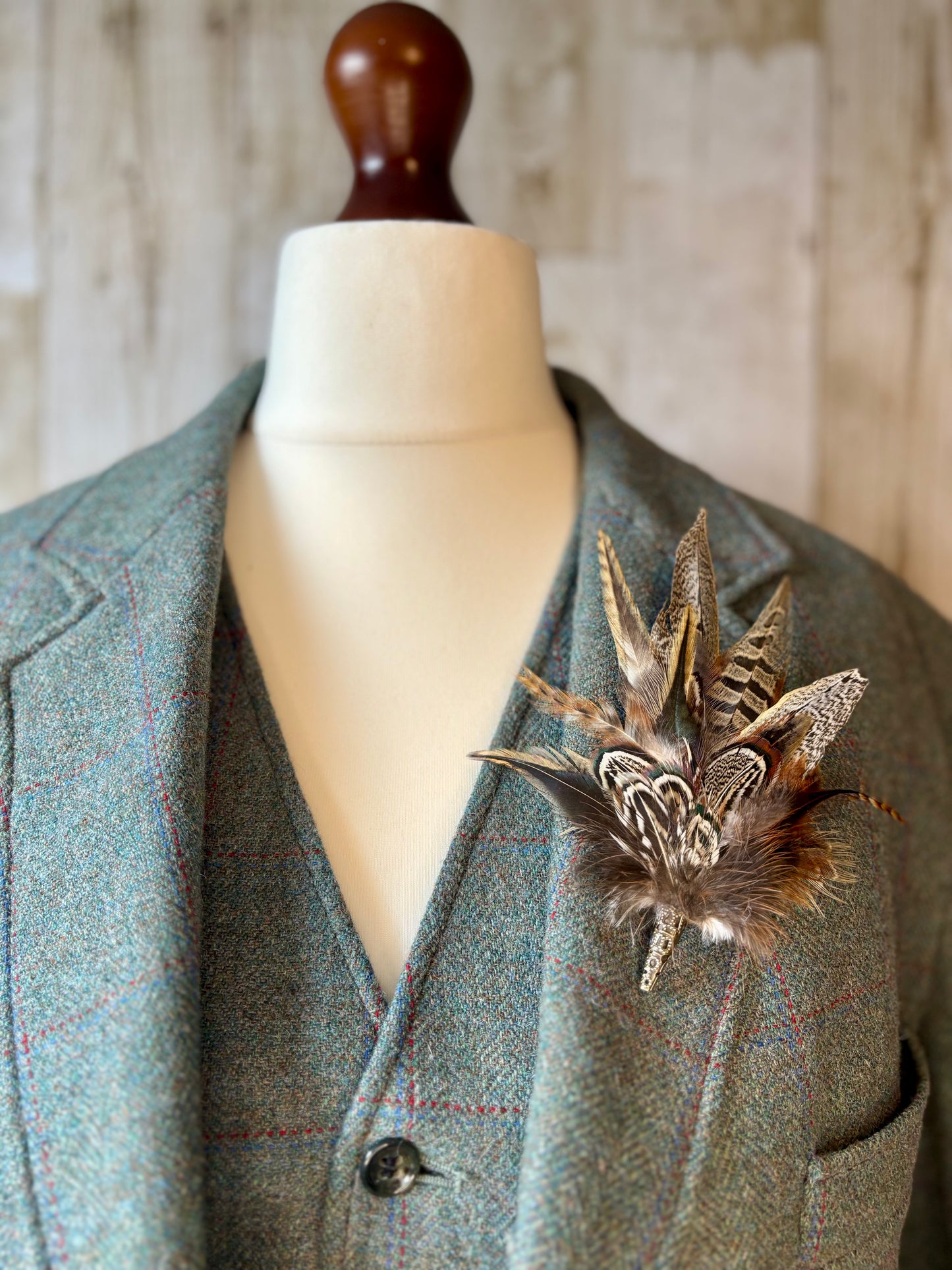 Brooch/Hat Pin in Natural Pheasant