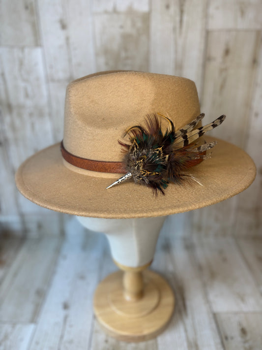 Gift Boxed Brooch/Hat Pin in Natural Pheasant