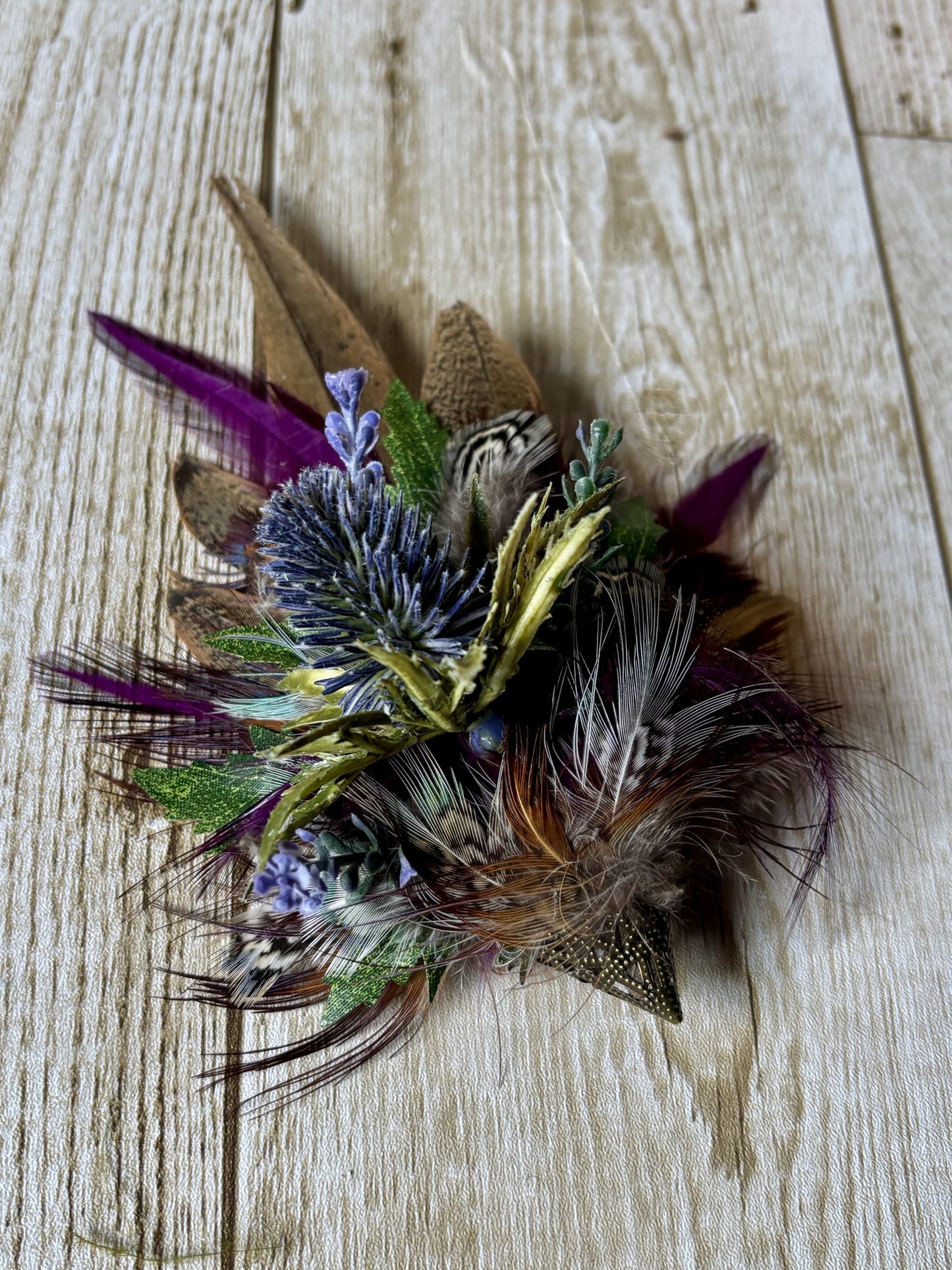 Small size Thistle pin